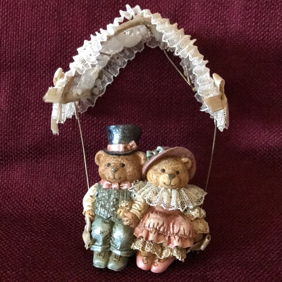 Vintage Louis Nichole Victorian Ornament - Picture 2 of 7